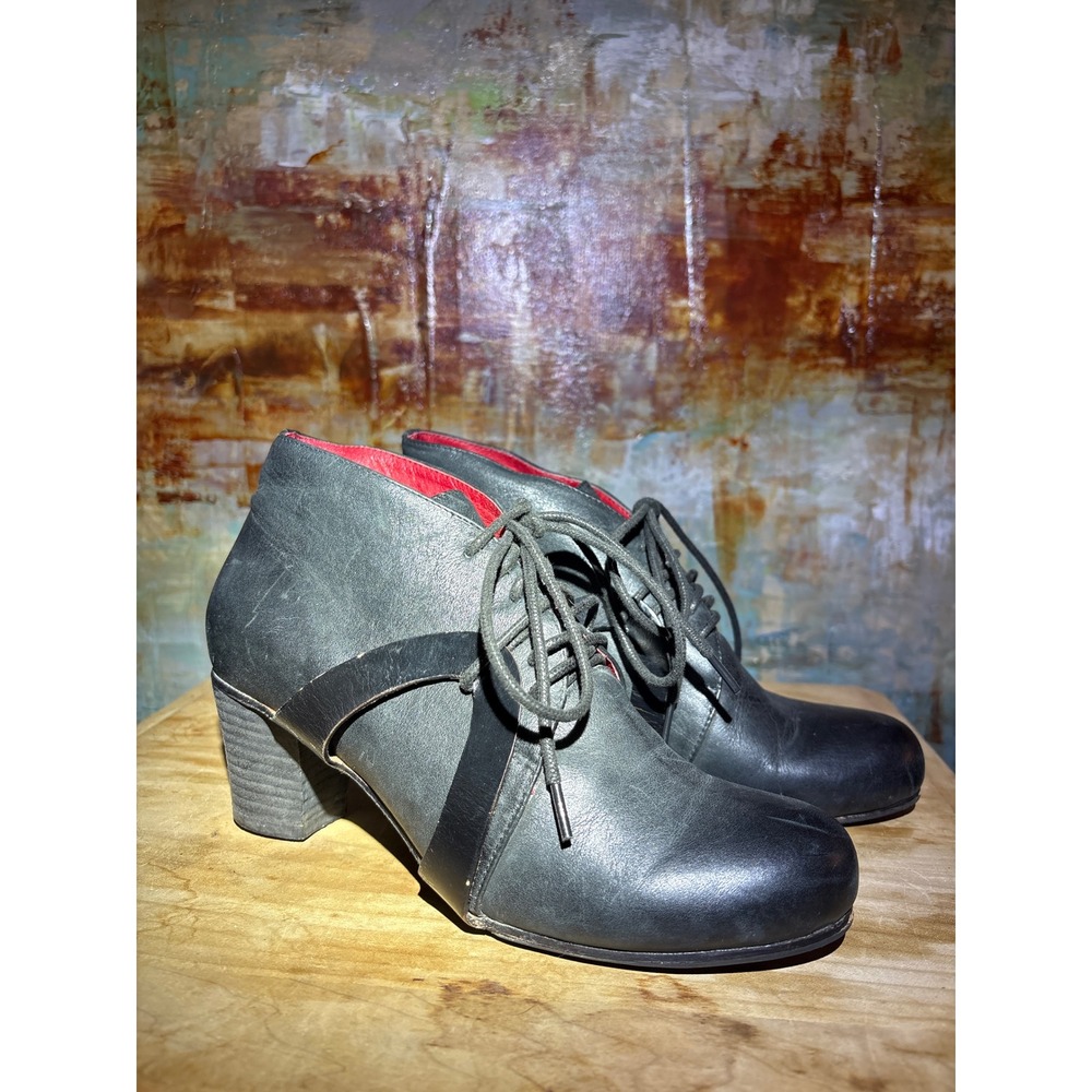 RARE Anthropologie CoupleOf Leather Lace Up Ankle Boots Round Toe Strap Detail - Picture 2 of 13